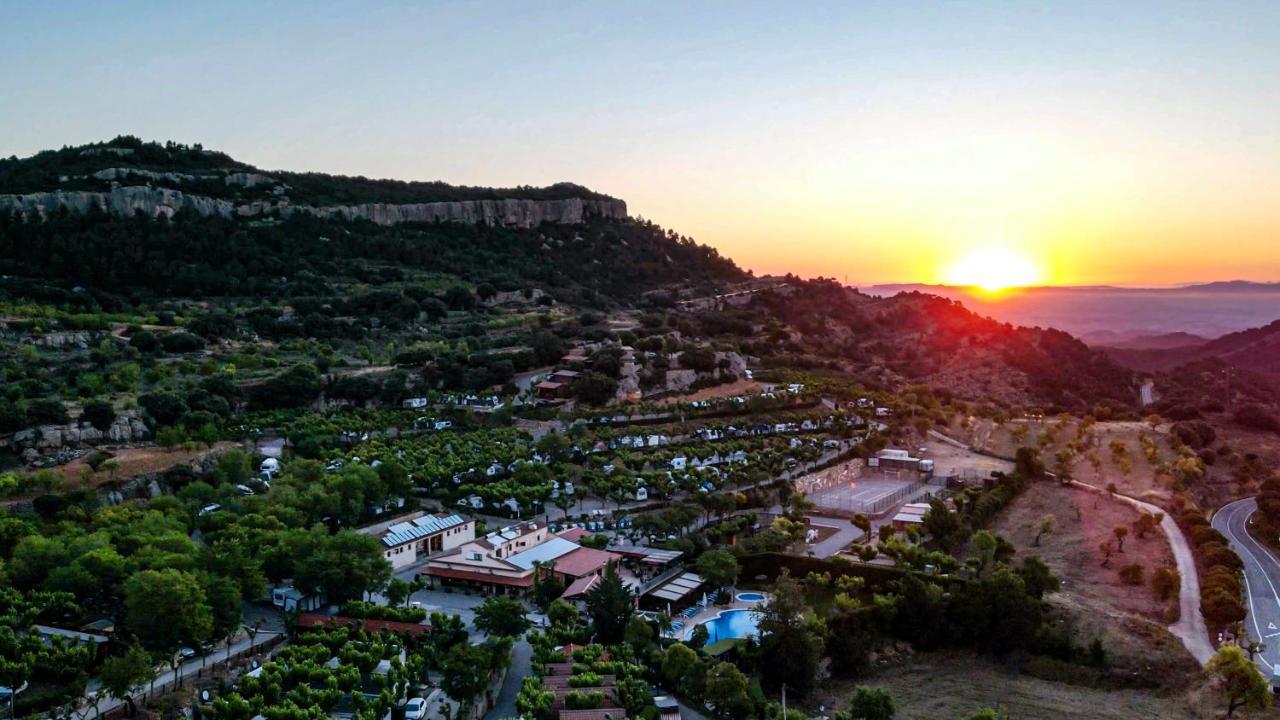 Camping Bungalow Serra De Prades Resort Vilanova de Prades Zewnętrze zdjęcie