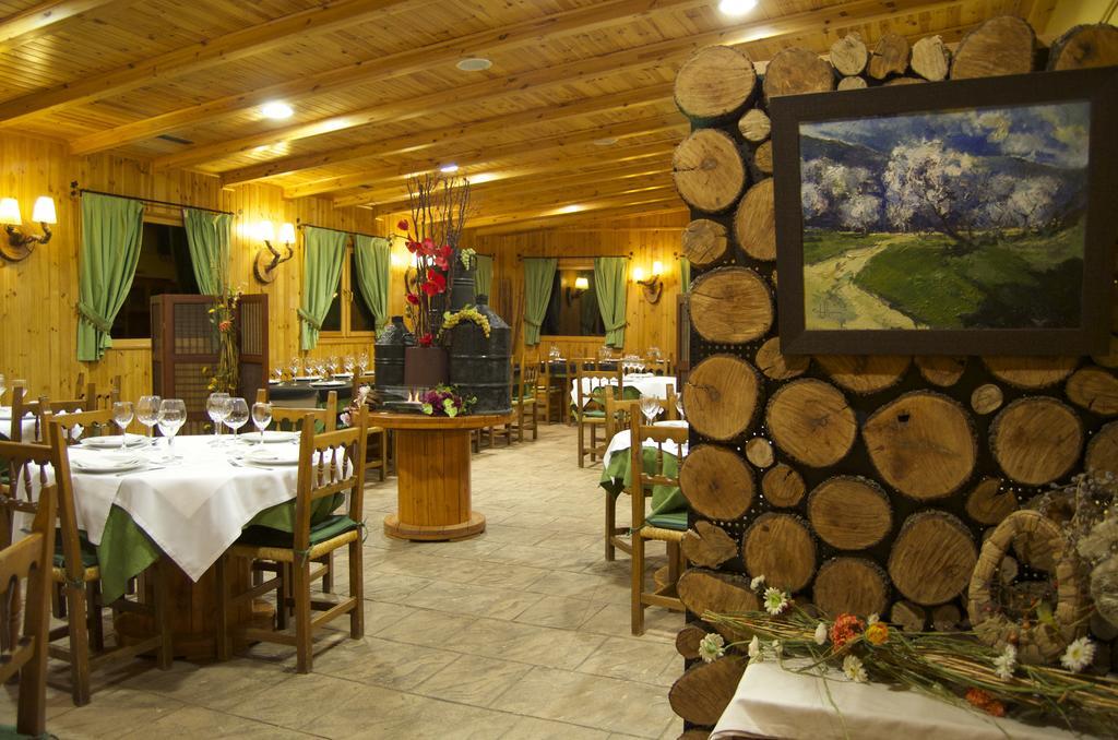 Camping Bungalow Serra De Prades Resort Vilanova de Prades Zewnętrze zdjęcie