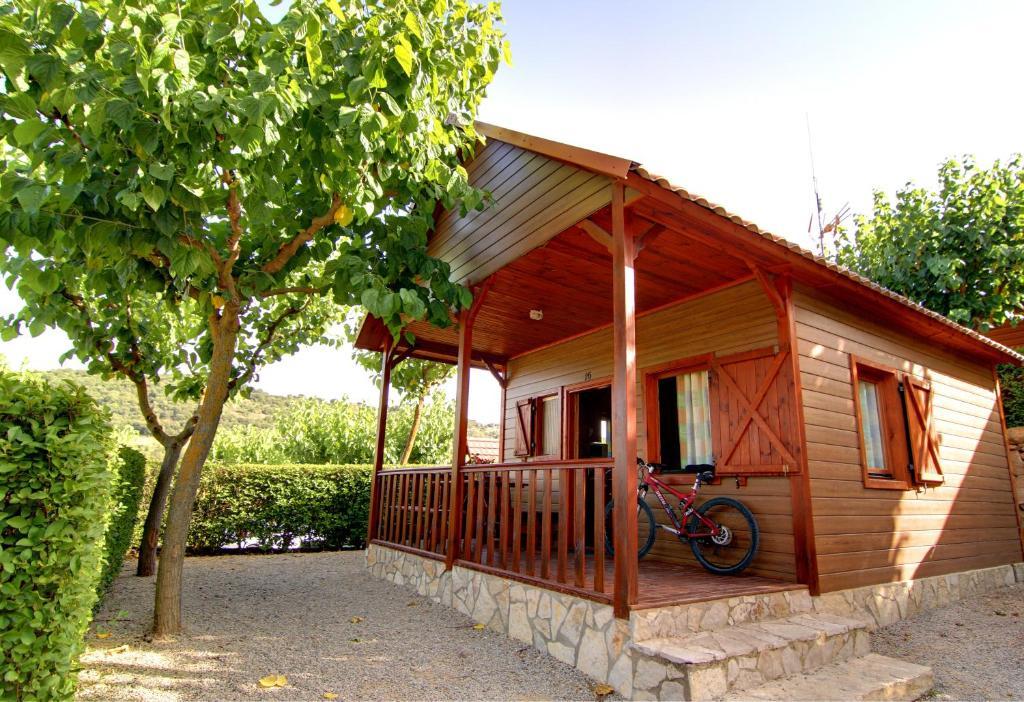 Camping Bungalow Serra De Prades Resort Vilanova de Prades Zewnętrze zdjęcie