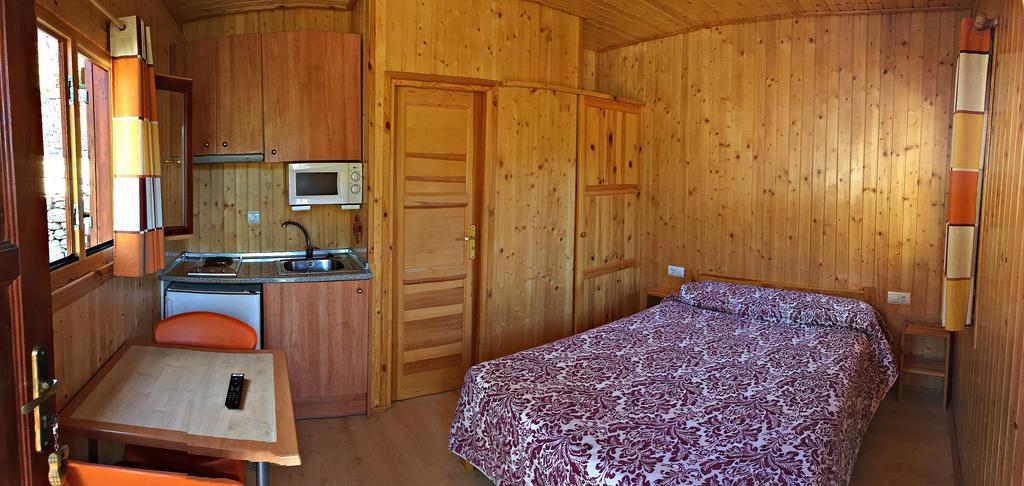 Camping Bungalow Serra De Prades Resort Vilanova de Prades Zewnętrze zdjęcie