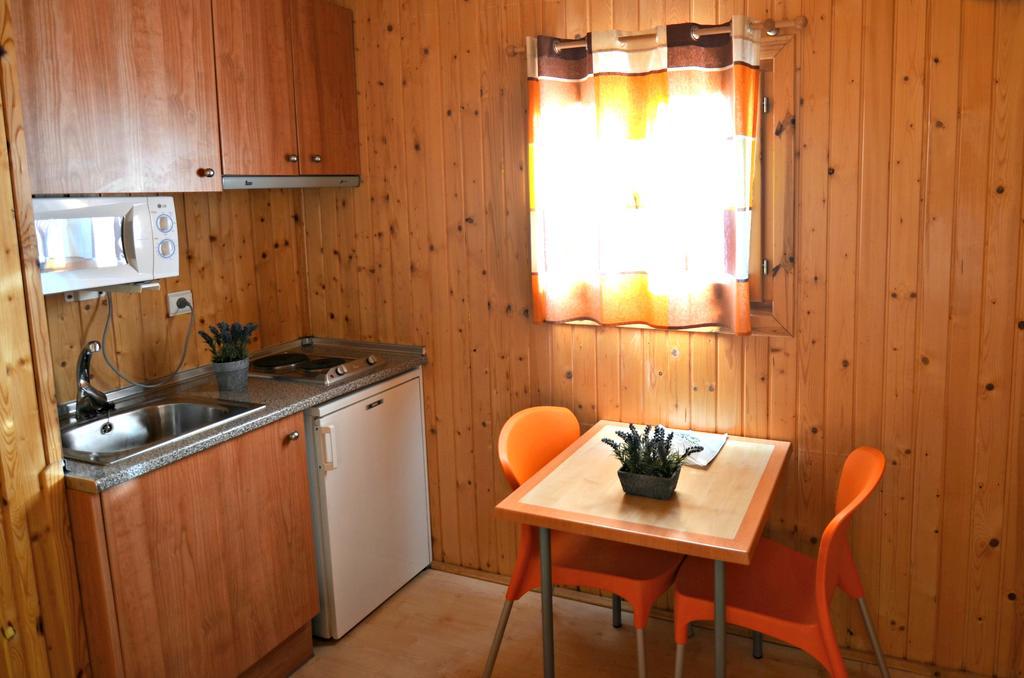 Camping Bungalow Serra De Prades Resort Vilanova de Prades Zewnętrze zdjęcie