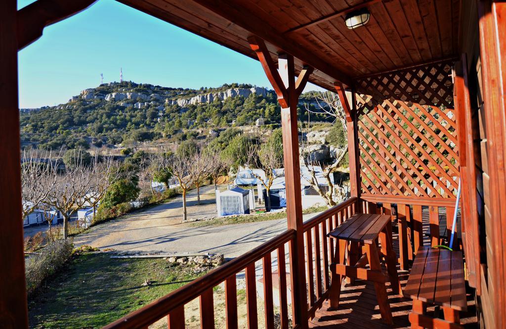 Camping Bungalow Serra De Prades Resort Vilanova de Prades Zewnętrze zdjęcie